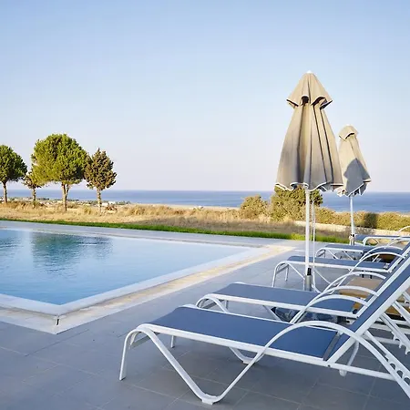 Luxury Trapezia Villa *