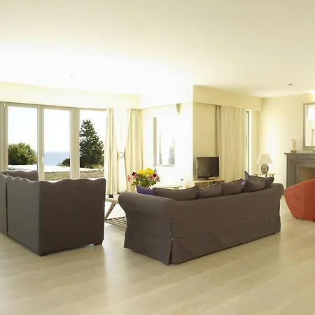 Luxury Trapezia Вилла