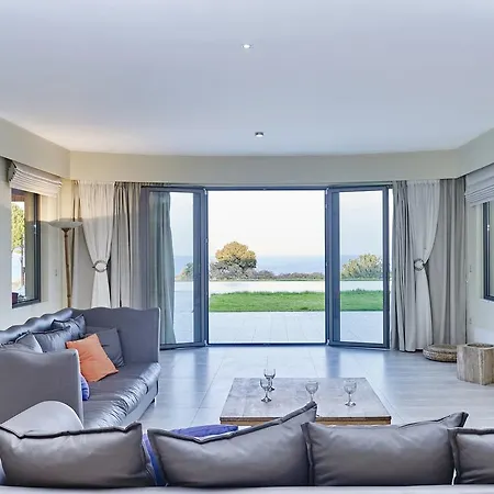Vila Luxury Trapezia *